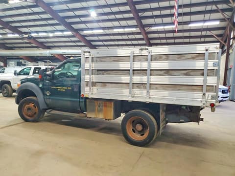 2011 Ford F-550 Super Duty, VIN 1FDUF5HT6BEA16782. Фото 2 з 6 з аукціону Copart. Каталог авто зі США OpenDataCar.