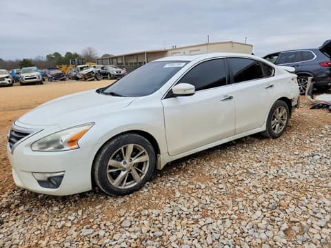 2013 Nissan Altima, VIN 1N4AL3AP3DC264915. Фото 1 з 6 з аукціону Copart. Каталог авто зі США OpenDataCar.