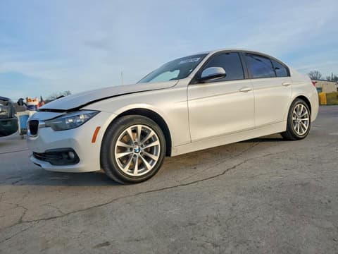 2017 Bmw 3 Series, VIN WBA8E1G3XHNU16790. Фото 1 з 6 з аукціону Copart. Каталог авто зі США OpenDataCar.