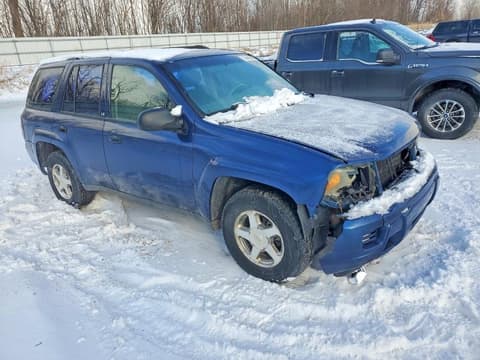 2004 Chevrolet Trailblazer, VIN 1GNDS13S142122303. Photo 4 of 6 from Copart auction. OpenDataCar US salvage catalog.