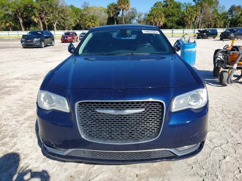 2015 Chrysler 300, VIN 2C3CCAAG0FH743773. Фото 5 з 6 з аукціону Copart. Каталог авто зі США OpenDataCar.