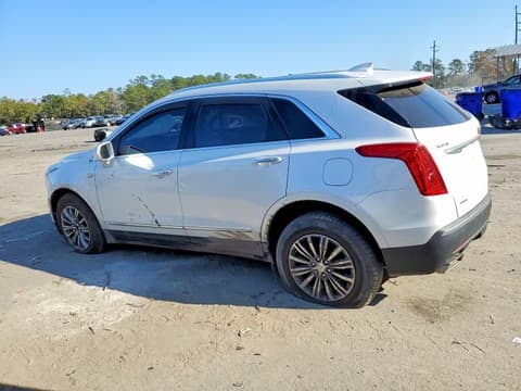 2018 Cadillac XT5, VIN 1GYKNDRSXJZ204074. Фото 2 з 6 з аукціону Copart. Каталог авто зі США OpenDataCar.