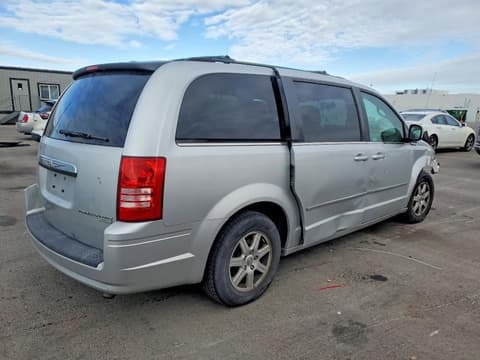2010 Chrysler Town & Country, VIN 2A4RR5D1XAR306881. Фото 3 з 6 з аукціону Copart. Каталог авто зі США OpenDataCar.