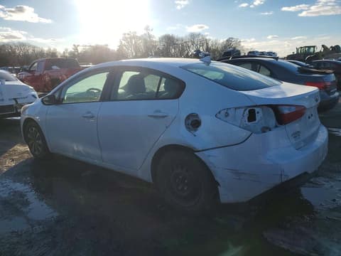 2015 Kia Forte, VIN KNAFX4A63F5280912. Фото 2 з 6 з аукціону Copart. Каталог авто зі США OpenDataCar.
