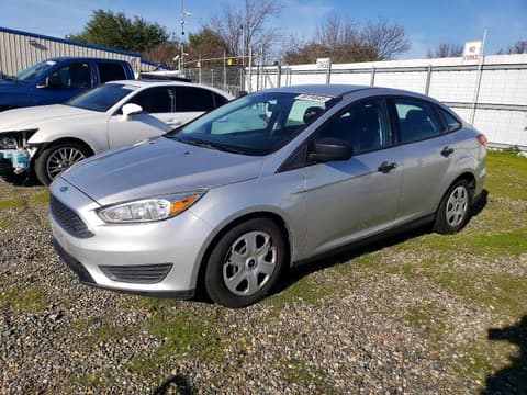 2017 Ford Focus, VIN 1FADP3E24HL255341. Фото 1 з 6 з аукціону Copart. Каталог авто зі США OpenDataCar.