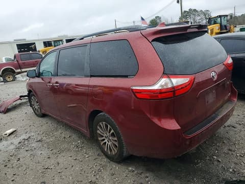 2019 Toyota Sienna, VIN 5TDYZ3DCXKS989813. Фото 2 з 6 з аукціону Copart. Каталог авто зі США OpenDataCar.