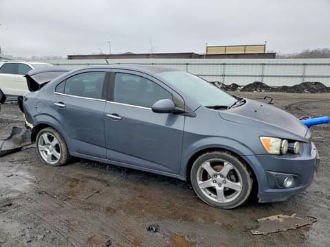 2013 Chevrolet Sonic, VIN 1G1JE5SBXD4224112. Фото 4 з 6 з аукціону Copart. Каталог авто зі США OpenDataCar.