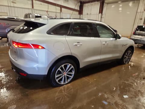2018 Jaguar F-Pace, VIN SADCJ2FX7JA320250. Фото 3 з 6 з аукціону Copart. Каталог авто зі США OpenDataCar.