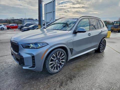 2026 Bmw X5, VIN 5UX43EU06T9037536. Фото 1 з 6 з аукціону Copart. Каталог авто зі США OpenDataCar.