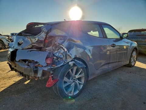 2017 Hyundai Veloster, VIN KMHTC6AD5HU313361. Фото 3 з 6 з аукціону Copart. Каталог авто зі США OpenDataCar.