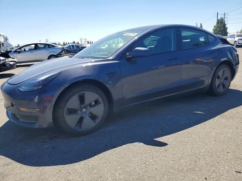 2022 Tesla Model 3, VIN 5YJ3E1EB2NF205682. Фото 1 з 6 з аукціону Copart. Каталог авто зі США OpenDataCar.