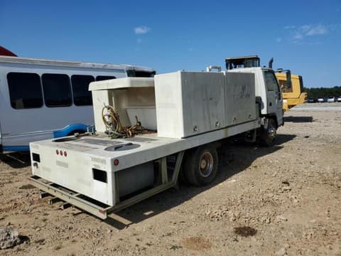 2002 Isuzu NPR, VIN JALB4B14127012726. Zdjęcie 4 z 6 z aukcji Copart. Katalog aut z USA OpenDataCar.