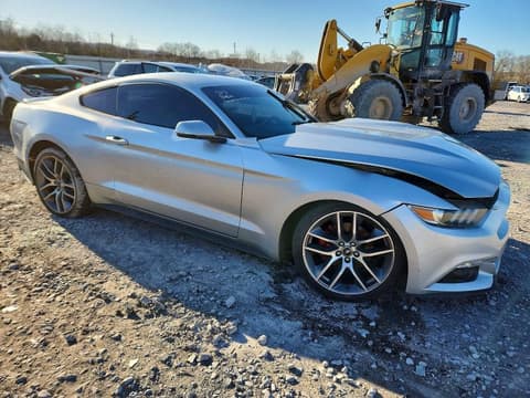 2015 Ford Mustang, VIN 1FA6P8TH7F5411273. Фото 4 з 6 з аукціону Copart. Каталог авто зі США OpenDataCar.