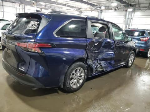 2022 Toyota Sienna, VIN 5TDBSKFC3NS059614. Фото 3 з 6 з аукціону Copart. Каталог авто зі США OpenDataCar.