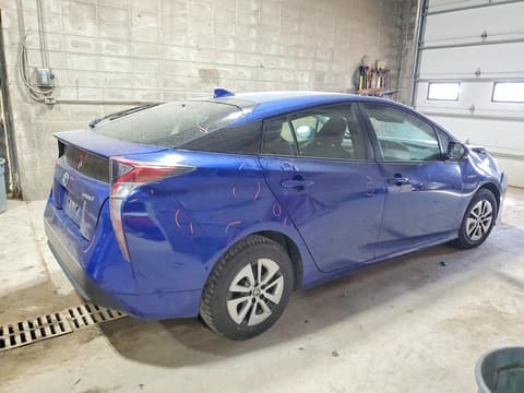 2018 Toyota Prius, VIN JTDKBRFUXJ3072731. Фото 3 з 6 з аукціону Copart. Каталог авто зі США OpenDataCar.