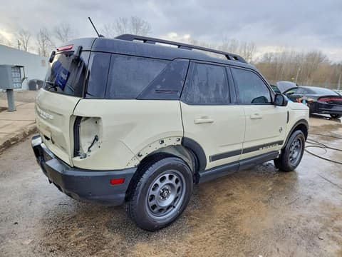 2024 Ford Bronco Sport, VIN 3FMCR9C65RRE22278. Zdjęcie 3 z 6 z aukcji Copart. Katalog aut z USA OpenDataCar.