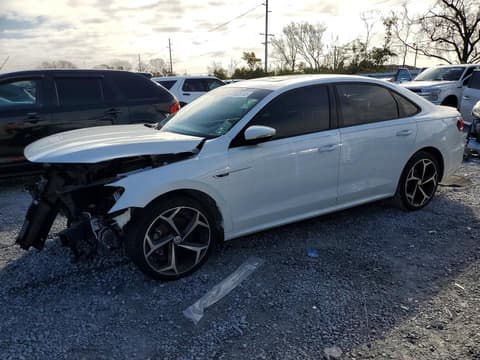 2020 Volkswagen Passat, VIN 1VWMA7A31LC010908. Фото 1 з 6 з аукціону Copart. Каталог авто зі США OpenDataCar.