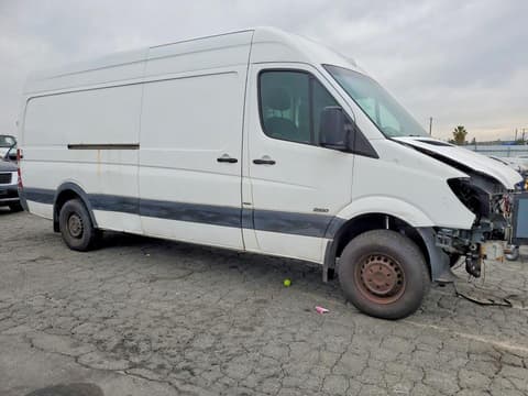 2011 Mercedes-benz Sprinter, VIN WD3PE8CB4B5568263. Фото 4 из 6 с аукциона Copart. Каталог авто из США OpenDataCar.