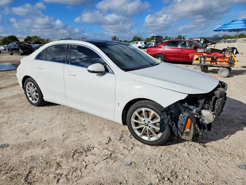 2021 Mercedes-benz A-Class, VIN W1K3G4EB3MJ311194. Фото 4 з 6 з аукціону Copart. Каталог авто зі США OpenDataCar.