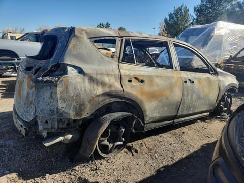 2015 Toyota RAV4, VIN 2T3BFREV6FW276624. Фото 3 з 6 з аукціону Copart. Каталог авто зі США OpenDataCar.