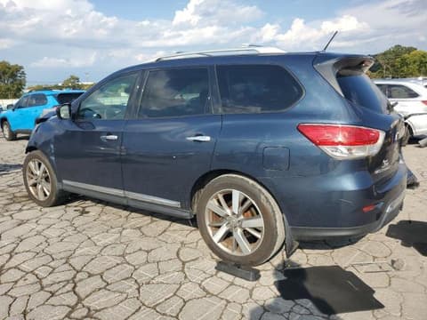 2015 Nissan Pathfinder, VIN 5N1AR2MNXFC610051. Фото 2 з 6 з аукціону Copart. Каталог авто зі США OpenDataCar.