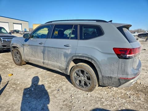 2024 Volkswagen Atlas, VIN 1V2GR2CA4RC604035. Zdjęcie 2 z 6 z aukcji Copart. Katalog aut z USA OpenDataCar.