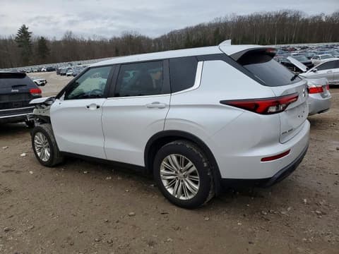 2022 Mitsubishi Outlander, VIN JA4J4TA80NZ082534. Photo 2 of 6 from Copart auction. OpenDataCar US salvage catalog.