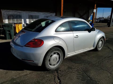 2013 Volkswagen Beetle, VIN 3VWJP7ATXDM631131. Фото 3 з 6 з аукціону Copart. Каталог авто зі США OpenDataCar.