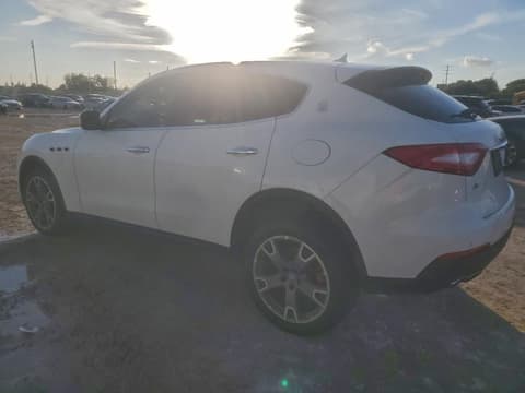 2018 Maserati Levante, VIN ZN661XUA3JX296092. Фото 2 из 6 с аукциона Copart. Каталог авто из США OpenDataCar.