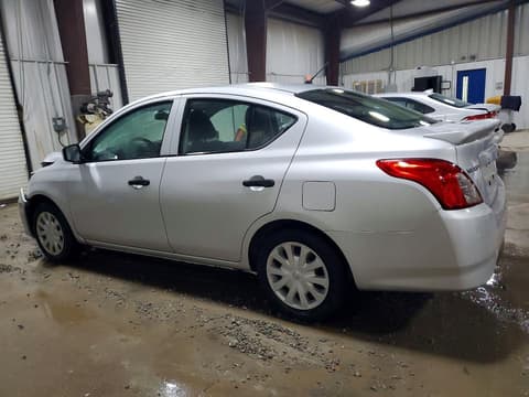 2019 Nissan Versa, VIN 3N1CN7AP8KL821889. Фото 2 з 6 з аукціону Copart. Каталог авто зі США OpenDataCar.