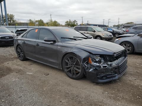2017 Audi S8, VIN WUAJ5AFD8HN900765. Фото 4 з 6 з аукціону Copart. Каталог авто зі США OpenDataCar.