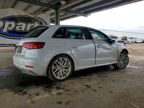 2018 Audi A3 e-tron, VIN WAUTPBFFXJA059145. Фото 3 из 6 с аукциона Copart. Каталог авто из США OpenDataCar.