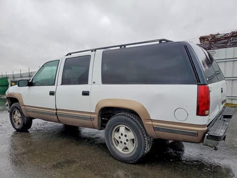 1995 Chevrolet Suburban, VIN 1GNFK16KXSJ427239. Фото 2 з 6 з аукціону Copart. Каталог авто зі США OpenDataCar.