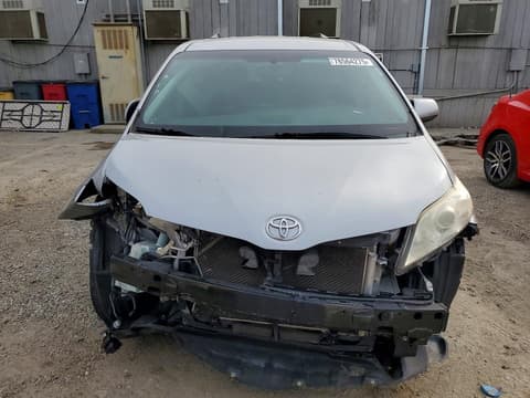 2015 Toyota Sienna, VIN 5TDKK3DC8FS657188. Фото 5 з 6 з аукціону Copart. Каталог авто зі США OpenDataCar.