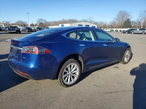 2017 Tesla Model S, VIN 5YJSA1E2XHF184401. Фото 3 из 6 с аукциона Copart. Каталог авто из США OpenDataCar.