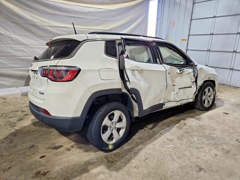 2018 Jeep Compass, VIN 3C4NJDBB2JT483018. Фото 3 з 6 з аукціону Copart. Каталог авто зі США OpenDataCar.