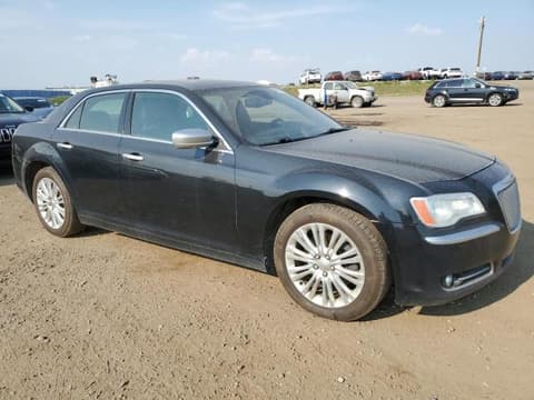 2013 Chrysler 300, VIN 2C3CCAST8DH693715. Фото 4 з 6 з аукціону Copart. Каталог авто зі США OpenDataCar.