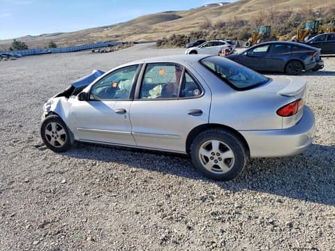 2000 Chevrolet Cavalier, VIN 3G1JF5240YS125934. Фото 2 з 6 з аукціону Copart. Каталог авто зі США OpenDataCar.