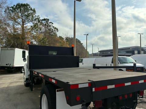 2011 Ford F-750, VIN 3FRXF7FE6BV420786. Фото 3 из 6 с аукциона Copart. Каталог авто из США OpenDataCar.