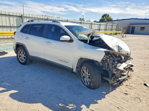 2016 Jeep Cherokee, VIN 1C4PJLCBXGW294976. Фото 4 з 6 з аукціону Copart. Каталог авто зі США OpenDataCar.