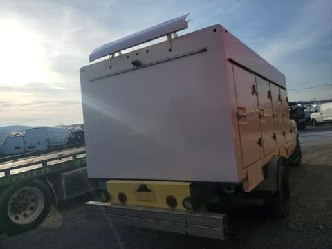 2018 Ford E-450, VIN 1FDXE4FS6JDC18983. Фото 3 из 6 с аукциона Copart. Каталог авто из США OpenDataCar.