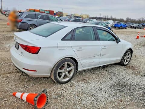 2015 Audi A3, VIN WAUBFGFF7F1009080. Фото 3 з 6 з аукціону Copart. Каталог авто зі США OpenDataCar.