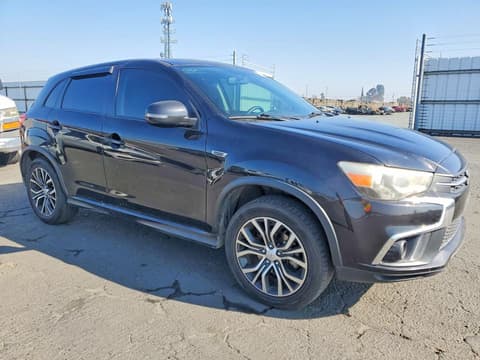 2018 Mitsubishi Outlander Sport, VIN JA4AR3AW1JU025556. Фото 4 з 6 з аукціону Copart. Каталог авто зі США OpenDataCar.