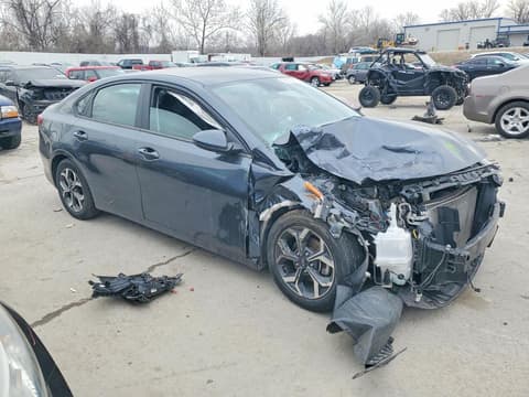 2021 Kia Forte, VIN 3KPF24AD5ME310400. Zdjęcie 4 z 6 z aukcji Copart. Katalog aut z USA OpenDataCar.