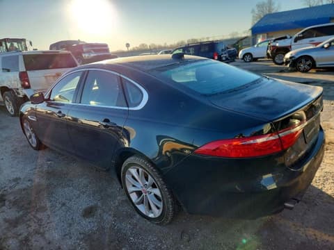 2017 Jaguar XF, VIN SAJBJ4BN1HCY43481. Фото 2 из 6 с аукциона Copart. Каталог авто из США OpenDataCar.