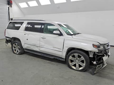 2018 Chevrolet Suburban, VIN 1GNSKHKC2JR389768. Фото 4 з 6 з аукціону Copart. Каталог авто зі США OpenDataCar.