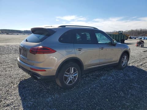 2016 Porsche Cayenne, VIN WP1AA2A21GKA15097. Фото 3 з 6 з аукціону Copart. Каталог авто зі США OpenDataCar.