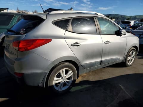 2013 Hyundai Tucson, VIN KM8JU3AC8DU769097. Фото 3 из 6 с аукциона Copart. Каталог авто из США OpenDataCar.