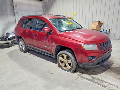 2014 Jeep Compass, VIN 1C4NJDEB0ED600246. Фото 4 з 6 з аукціону Copart. Каталог авто зі США OpenDataCar.