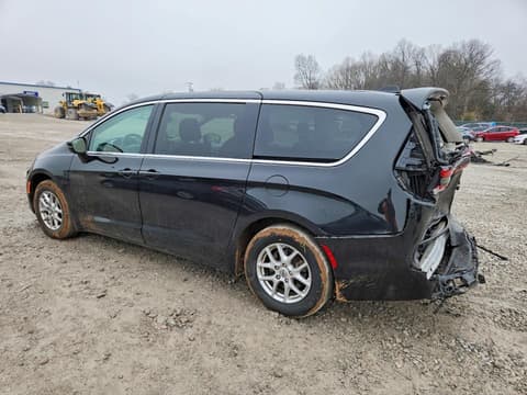 2023 Chrysler Pacifica, VIN 2C4RC1BGXPR552765. Фото 2 з 6 з аукціону Copart. Каталог авто зі США OpenDataCar.